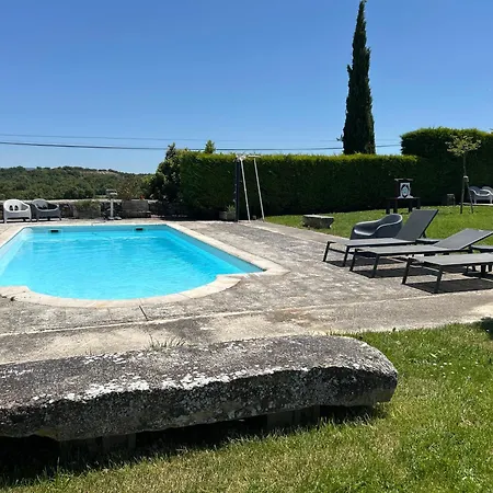 בית נופש De Un Artista En Plena Naturaleza Piscina Y Parque De Esculturas En ויארקאיו