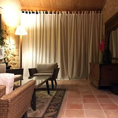 Vakantiehuis De Un Artista En Plena Naturaleza Piscina Y Parque De Esculturas En