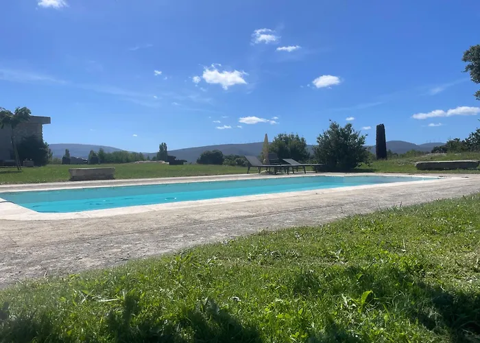 Vakantiehuis De Un Artista En Plena Naturaleza Piscina Y Parque De Esculturas En *